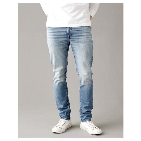American Eagle Outfitters Other - American Eagle Slim Straight Jeans sz 32/30